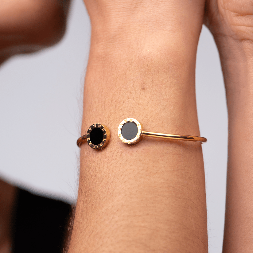 Bracelete Ônix Banhado em Ouro 18K