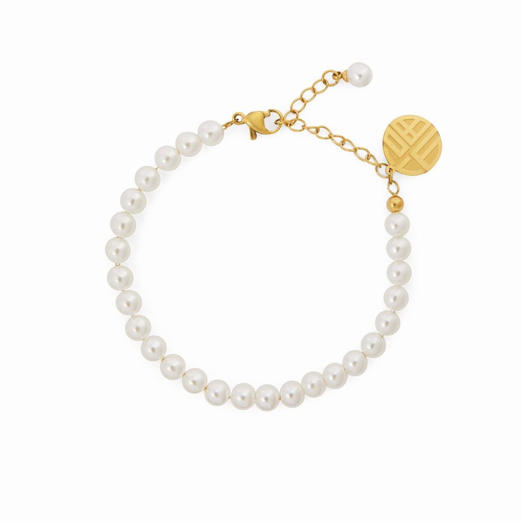 Pulseira de Pérolas Charm Banhada em Ouro 18K